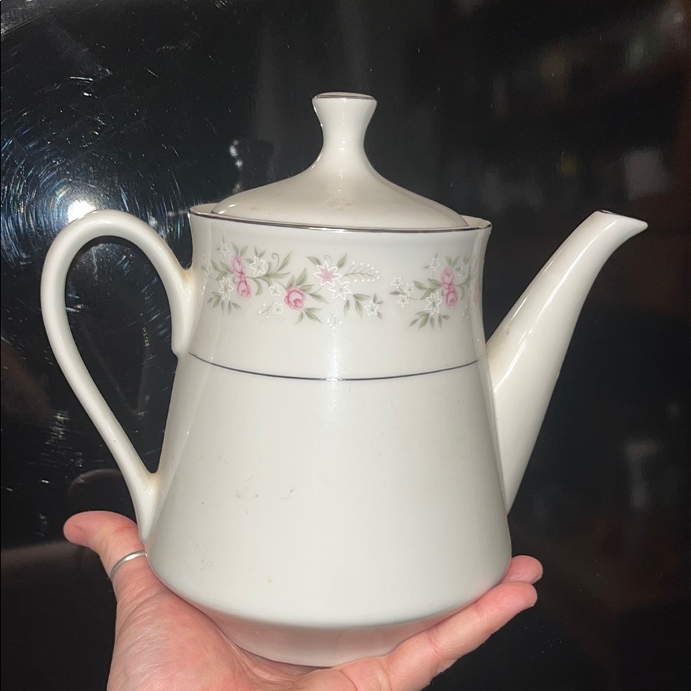 Vintage Porcelain Elegant White Ceramic Teapot